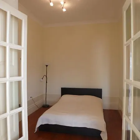 Kubik Rupik Suites & Cottage Hostel *