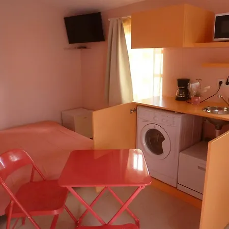 Kubik Rupik Suites & Cottage Hostel